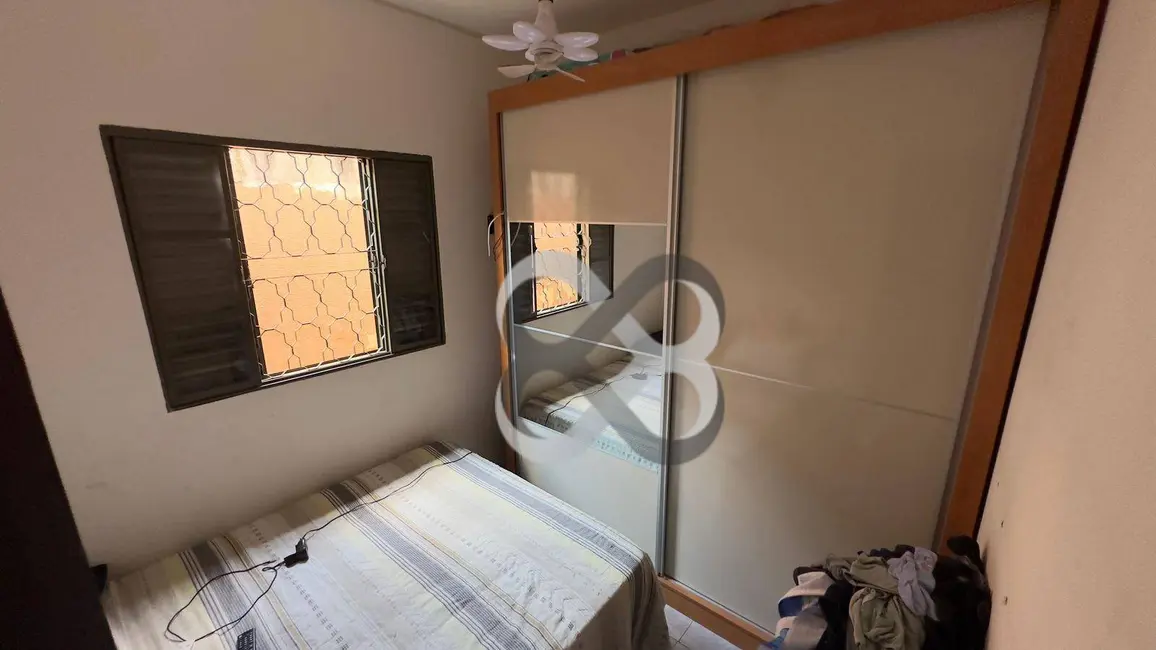Casa com 3 quartos à venda, 156m2 em Residencial Verona, Londrina - PR - imagem 8 Foto 8 de Casa com 3 quartos à venda, 156m2 em Residencial Verona, Londrina - PR