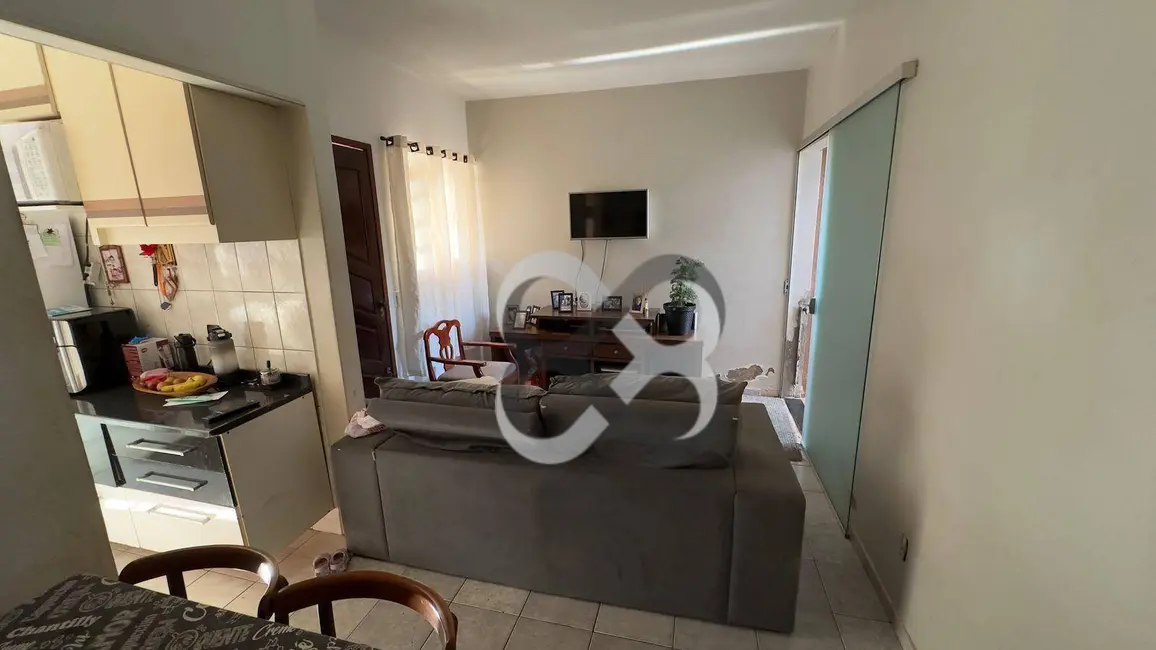 Casa com 3 quartos à venda, 156m2 em Residencial Verona, Londrina - PR - imagem 5 Foto 5 de Casa com 3 quartos à venda, 156m2 em Residencial Verona, Londrina - PR