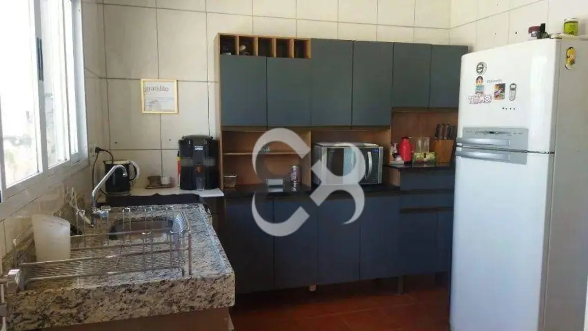 Foto 4 de Casa com 3 quartos à venda, 257m2 em Residencial Moradias Tibagi, Londrina - PR