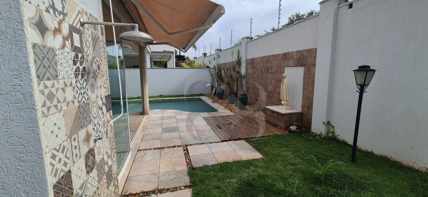Foto 3 de Sobrado com 3 quartos à venda e para alugar, 364m2 em Vivendas do Arvoredo, Londrina - PR