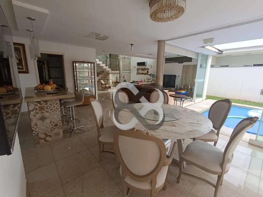 Foto 5 de Sobrado com 3 quartos para alugar, 364m2 em Vivendas do Arvoredo, Londrina - PR