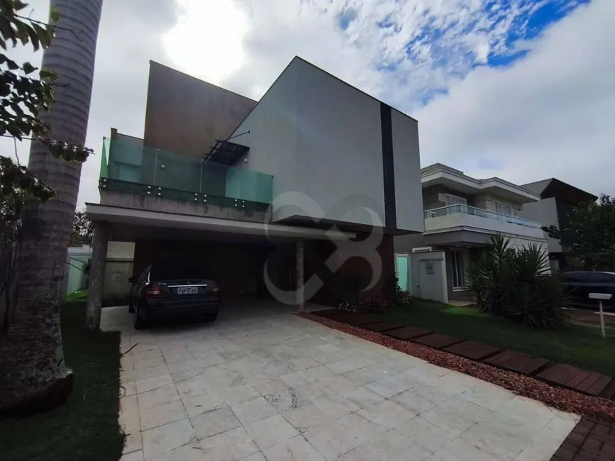 Foto 2 de Sobrado com 3 quartos à venda e para alugar, 364m2 em Vivendas do Arvoredo, Londrina - PR