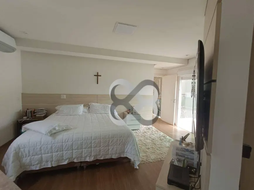 Foto 7 de Sobrado com 3 quartos para alugar, 364m2 em Vivendas do Arvoredo, Londrina - PR