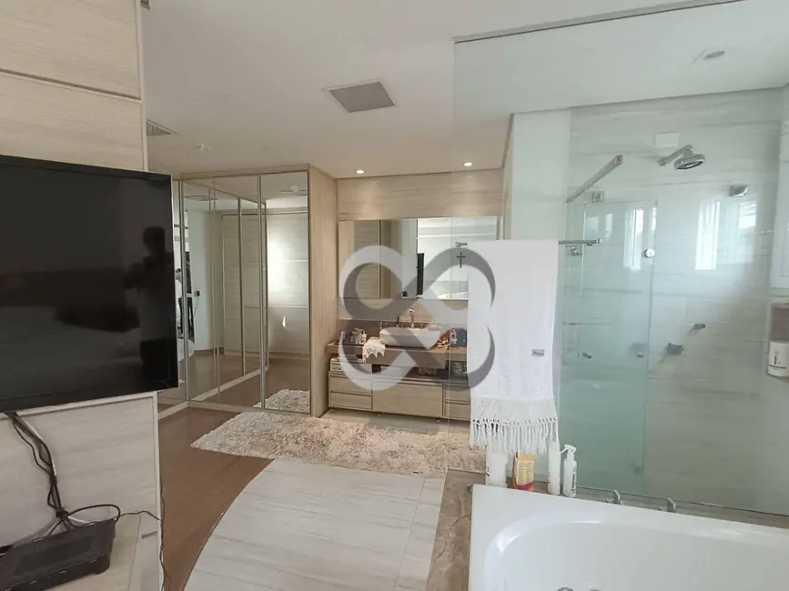 Foto 9 de Sobrado com 3 quartos para alugar, 364m2 em Vivendas do Arvoredo, Londrina - PR