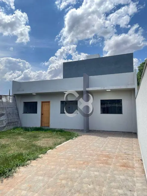 Casa com 3 quartos à venda, 150m2 em Jardim Colúmbia D, Londrina - PR - imagem 2 Foto 2 de Casa com 3 quartos à venda, 150m2 em Jardim Colúmbia D, Londrina - PR