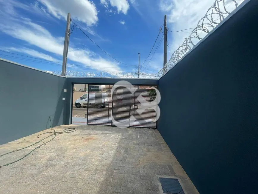 Casa com 3 quartos à venda, 127m2 em Jardim Nações Unidas, Londrina - PR - imagem 2 Foto 2 de Casa com 3 quartos à venda, 127m2 em Jardim Nações Unidas, Londrina - PR