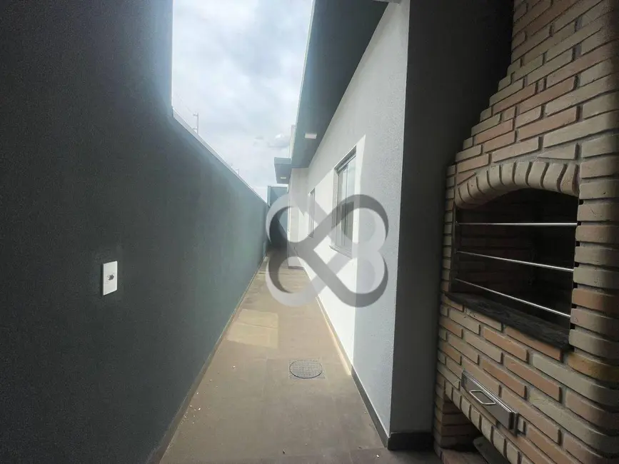 Casa com 3 quartos à venda, 127m2 em Jardim Nações Unidas, Londrina - PR - imagem 7 Foto 7 de Casa com 3 quartos à venda, 127m2 em Jardim Nações Unidas, Londrina - PR