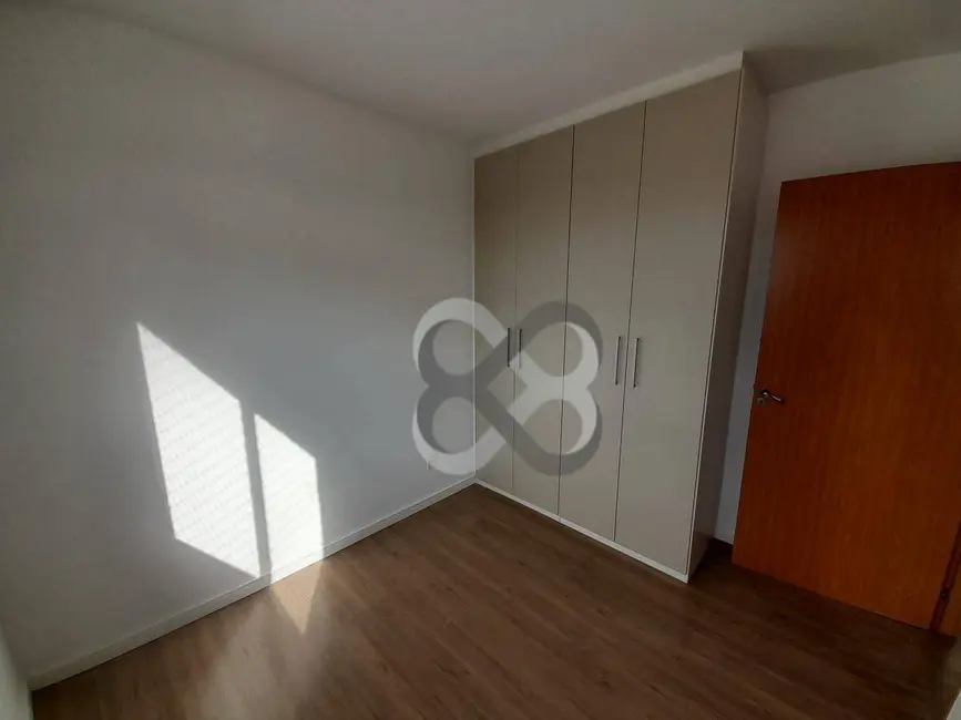 Foto 8 de Apartamento com 2 quartos para alugar, 57m2 em Londrina - PR