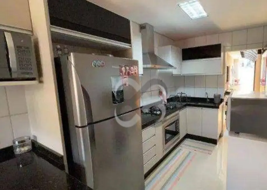 Casa com 3 quartos à venda, 80m2 em Jardim Santo Antônio, Londrina - PR - imagem 9 Foto 9 de Casa com 3 quartos à venda, 80m2 em Jardim Santo Antônio, Londrina - PR