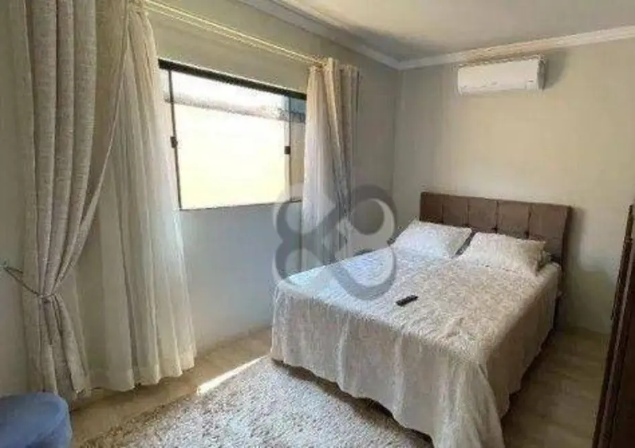 Casa com 3 quartos à venda, 80m2 em Jardim Santo Antônio, Londrina - PR - imagem 8 Foto 8 de Casa com 3 quartos à venda, 80m2 em Jardim Santo Antônio, Londrina - PR