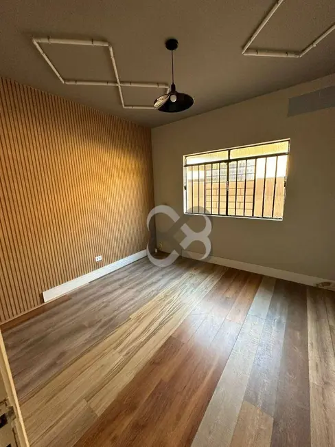 Casa com 3 quartos à venda, 450m2 em Santos Dumont, Londrina - PR - imagem 7 Foto 7 de Casa com 3 quartos à venda, 450m2 em Santos Dumont, Londrina - PR