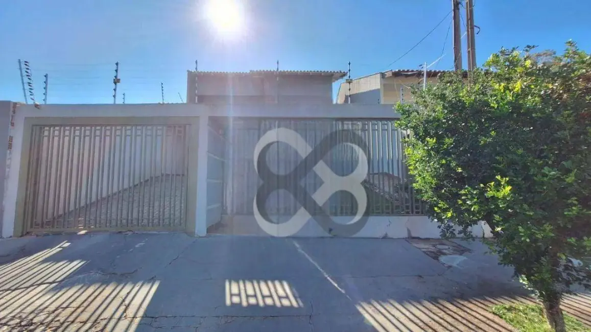 Foto 1 de Sobrado com 3 quartos à venda, 300m2 em Coroados, Londrina - PR