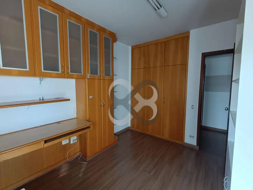 Apartamento com 3 quartos à venda, 120m2 em Centro, Londrina - PR - imagem 8 Foto 8 de Apartamento com 3 quartos à venda, 120m2 em Centro, Londrina - PR
