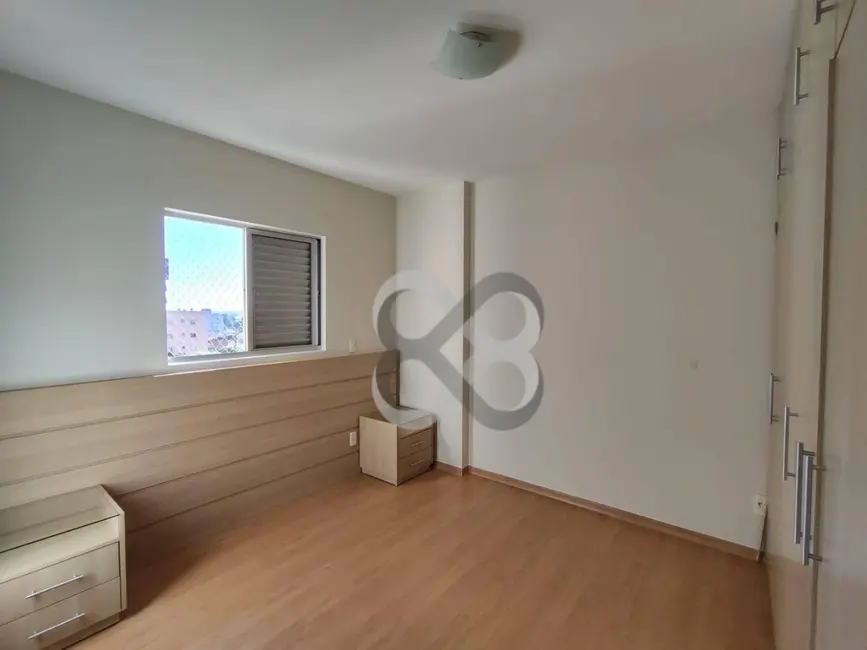 Foto 7 de Apartamento com 2 quartos para alugar, 72m2 em Centro, Londrina - PR