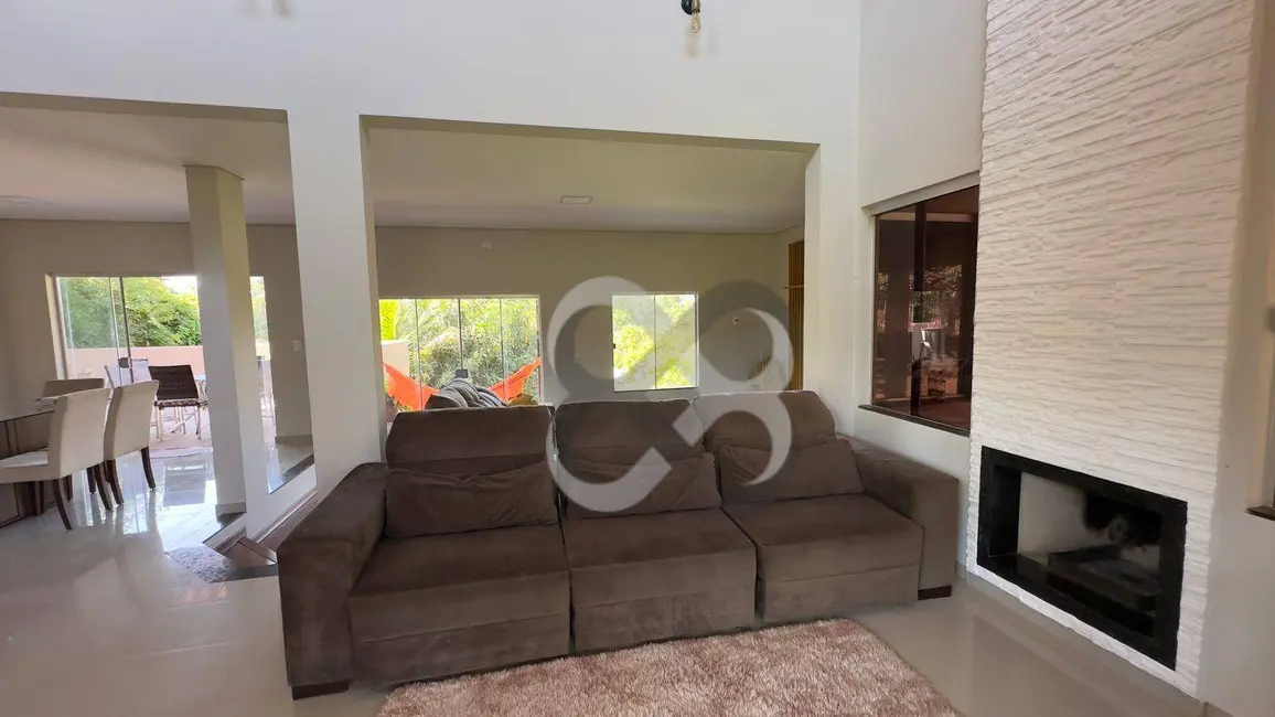 Foto 9 de Chácara com 4 quartos à venda, 2500m2 em Parque Industrial Buena Vista, Londrina - PR