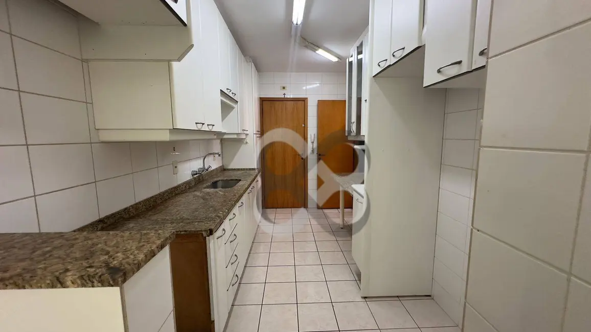 Apartamento com 3 quartos à venda, 126m2 em Vitória, Londrina - PR - imagem 6 Foto 6 de Apartamento com 3 quartos à venda, 126m2 em Vitória, Londrina - PR