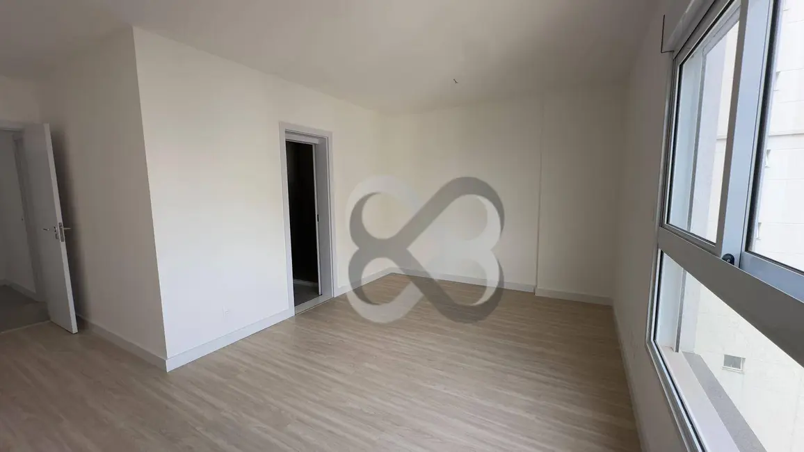 Apartamento com 3 quartos à venda, 271m2 em Londrina - PR - imagem 9 Foto 9 de Apartamento com 3 quartos à venda, 271m2 em Londrina - PR
