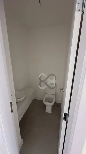 Apartamento com 3 quartos à venda, 271m2 em Londrina - PR - imagem 4 Foto 4 de Apartamento com 3 quartos à venda, 271m2 em Londrina - PR