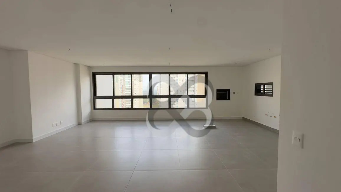 Apartamento com 3 quartos à venda, 271m2 em Londrina - PR - imagem 2 Foto 2 de Apartamento com 3 quartos à venda, 271m2 em Londrina - PR