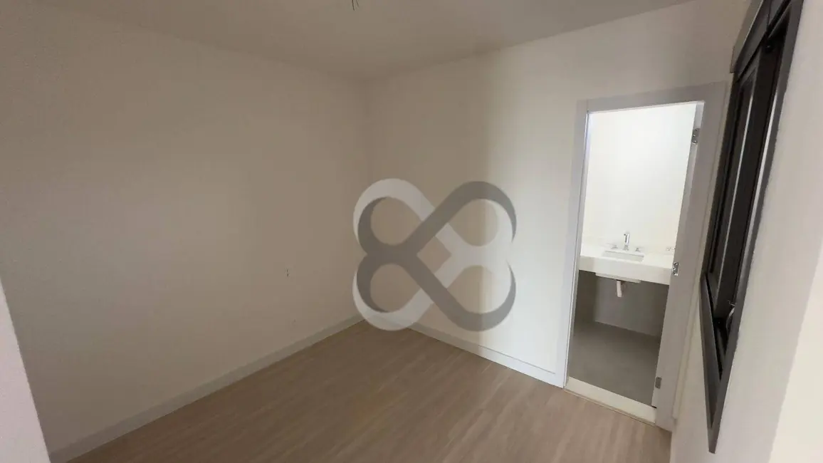 Apartamento com 3 quartos à venda, 271m2 em Londrina - PR - imagem 5 Foto 5 de Apartamento com 3 quartos à venda, 271m2 em Londrina - PR
