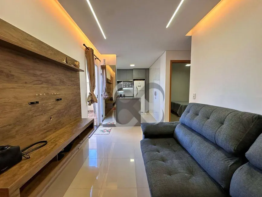 Apartamento com 2 quartos à venda, 48m2 em Londrina - PR - imagem 1 Foto 1 de Apartamento com 2 quartos à venda, 48m2 em Londrina - PR
