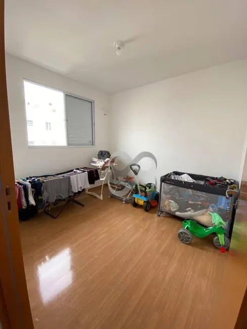 Apartamento com 2 quartos à venda, 48m2 em Londrina - PR - imagem 7 Foto 7 de Apartamento com 2 quartos à venda, 48m2 em Londrina - PR