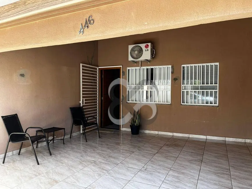 Foto 1 de Casa com 3 quartos à venda, 137m2 em Londrina - PR