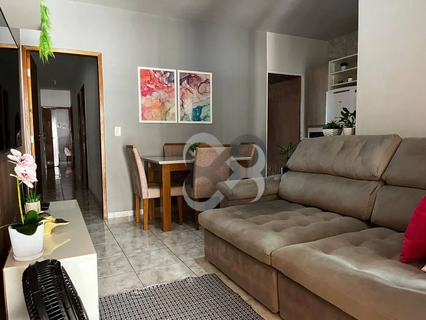 Foto 3 de Casa com 3 quartos à venda, 137m2 em Londrina - PR