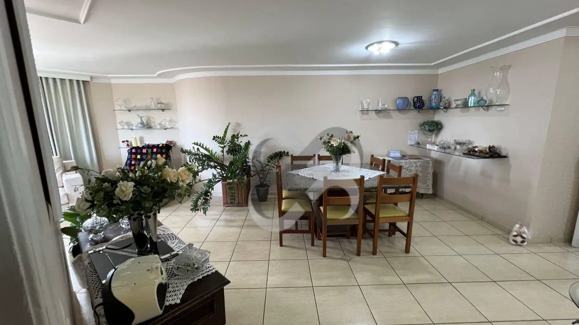 Foto 2 de Apartamento com 3 quartos à venda, 230m2 em Centro, Ibipora - PR