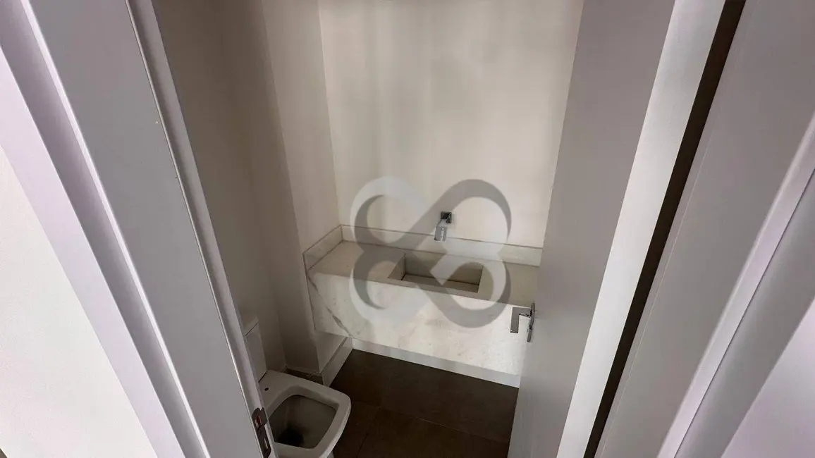 Apartamento com 3 quartos à venda, 333m2 em Londrina - PR - imagem 4 Foto 4 de Apartamento com 3 quartos à venda, 333m2 em Londrina - PR