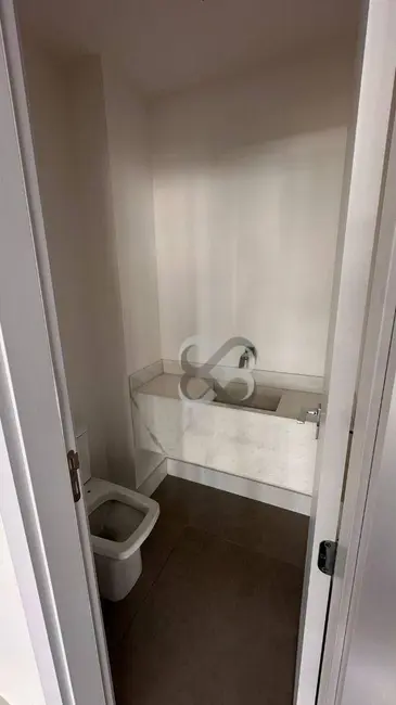 Apartamento com 3 quartos à venda, 333m2 em Londrina - PR - imagem 3 Foto 3 de Apartamento com 3 quartos à venda, 333m2 em Londrina - PR
