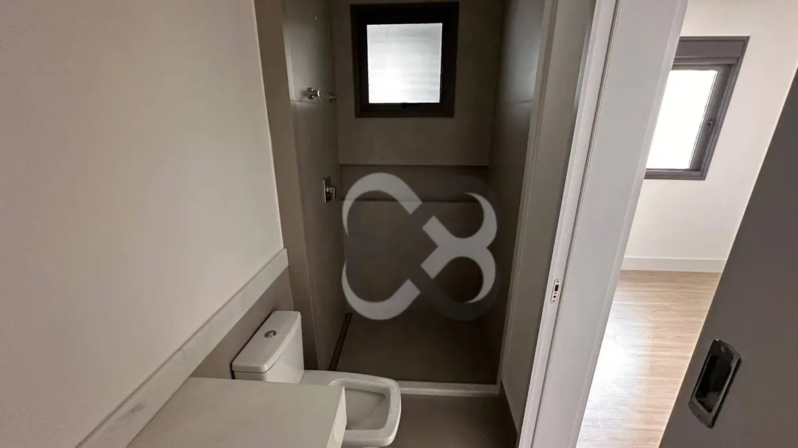 Apartamento com 3 quartos à venda, 333m2 em Londrina - PR - imagem 8 Foto 8 de Apartamento com 3 quartos à venda, 333m2 em Londrina - PR