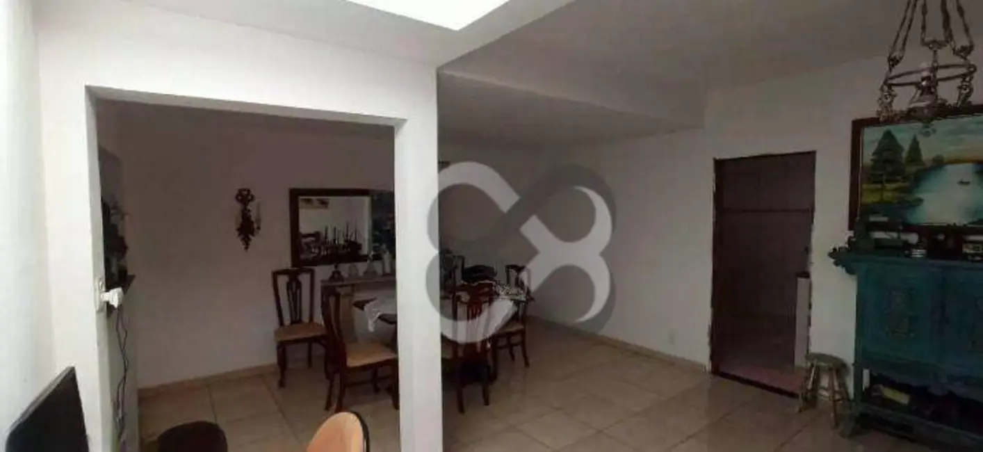 Foto 2 de Casa com 3 quartos à venda, 484m2 em San Conrado, Londrina - PR
