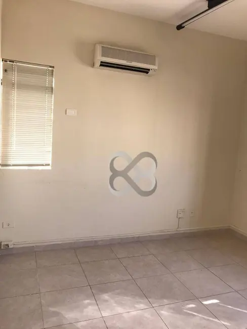 Sala Comercial à venda, 50m2 em Centro, Londrina - PR - imagem 9 Foto 9 de Sala Comercial à venda, 50m2 em Centro, Londrina - PR