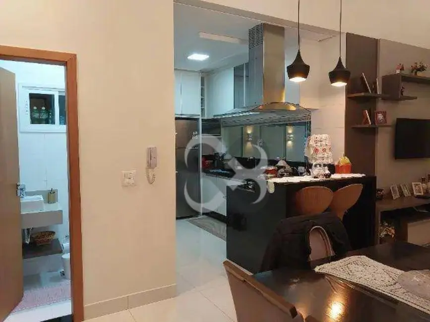 Foto 4 de Casa de Condomínio com 3 quartos à venda e para alugar, 252m2 em Londrina - PR