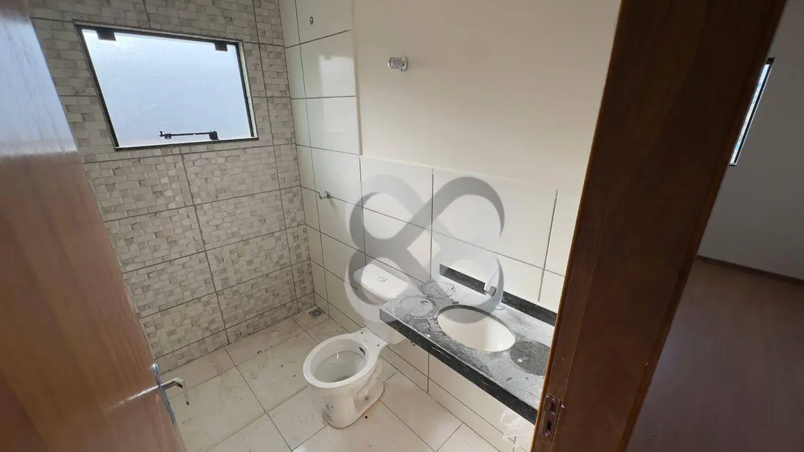 Casa com 3 quartos à venda, 125m2 em Colinas, Londrina - PR - imagem 3 Foto 3 de Casa com 3 quartos à venda, 125m2 em Colinas, Londrina - PR