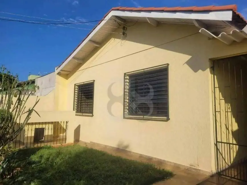 Casa com 4 quartos à venda, 200m2 em Conjunto Vivi Xavier, Londrina - PR - imagem 1 Foto 1 de Casa com 4 quartos à venda, 200m2 em Conjunto Vivi Xavier, Londrina - PR