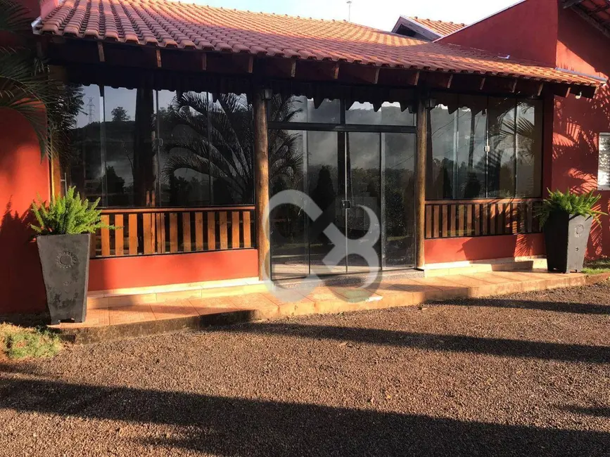 Chácara com 5 quartos à venda, 2726m2 em Ouro Branco, Londrina - PR - imagem 3 Foto 3 de Chácara com 5 quartos à venda, 2726m2 em Ouro Branco, Londrina - PR