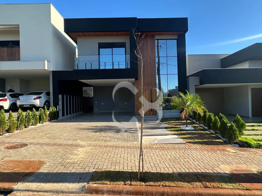 Foto 2 de Casa de Condomínio com 3 quartos à venda, 265m2 em Conjunto Habitacional Alexandre Urbanas, Londrina - PR