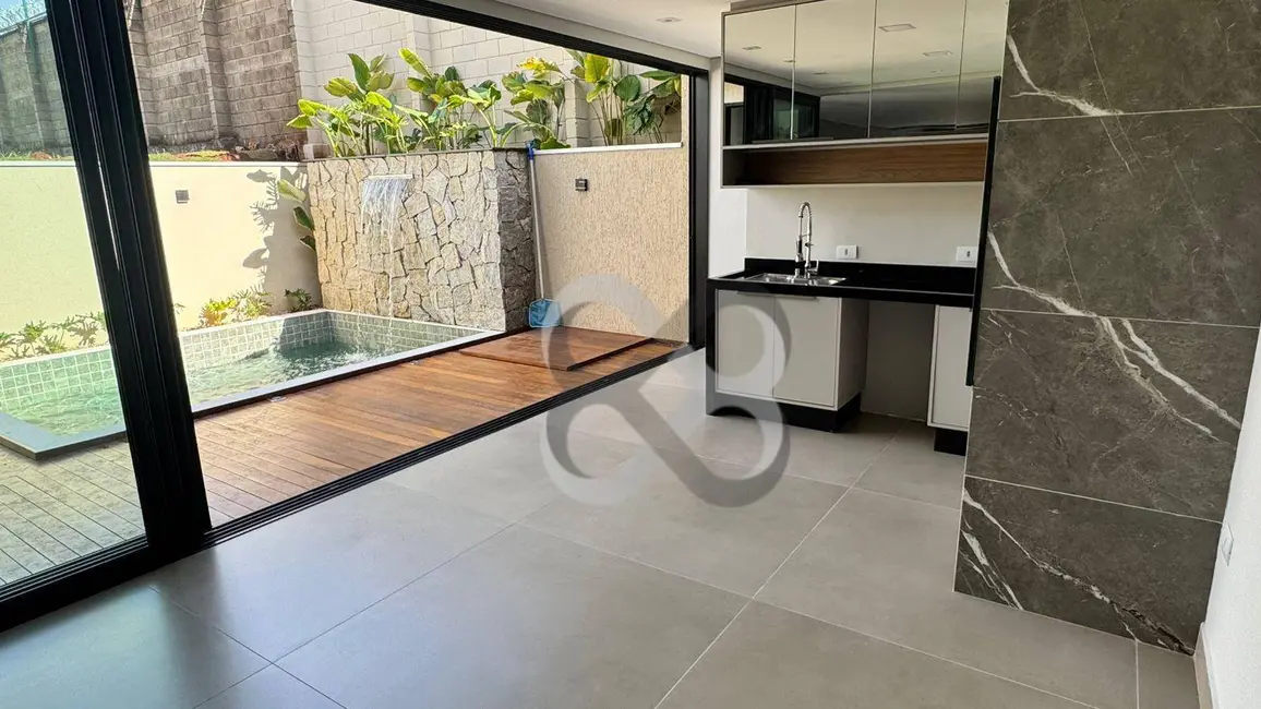 Casa de Condomínio com 4 quartos à venda, 250m2 em Londrina - PR - imagem 5 Foto 5 de Casa de Condomínio com 4 quartos à venda, 250m2 em Londrina - PR