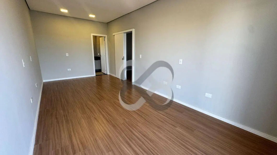 Casa de Condomínio com 4 quartos à venda, 250m2 em Londrina - PR - imagem 9 Foto 9 de Casa de Condomínio com 4 quartos à venda, 250m2 em Londrina - PR