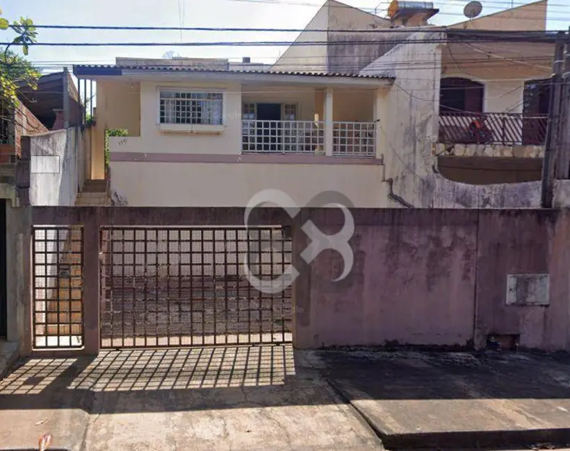 Foto 1 de Sobrado com 5 quartos à venda, 300m2 em Champagnat, Londrina - PR