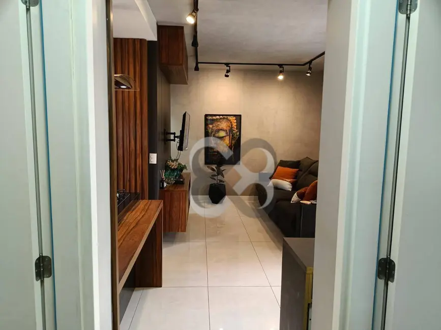 Apartamento com 2 quartos à venda, 120m2 em Londrina - PR - imagem 9 Foto 9 de Apartamento com 2 quartos à venda, 120m2 em Londrina - PR