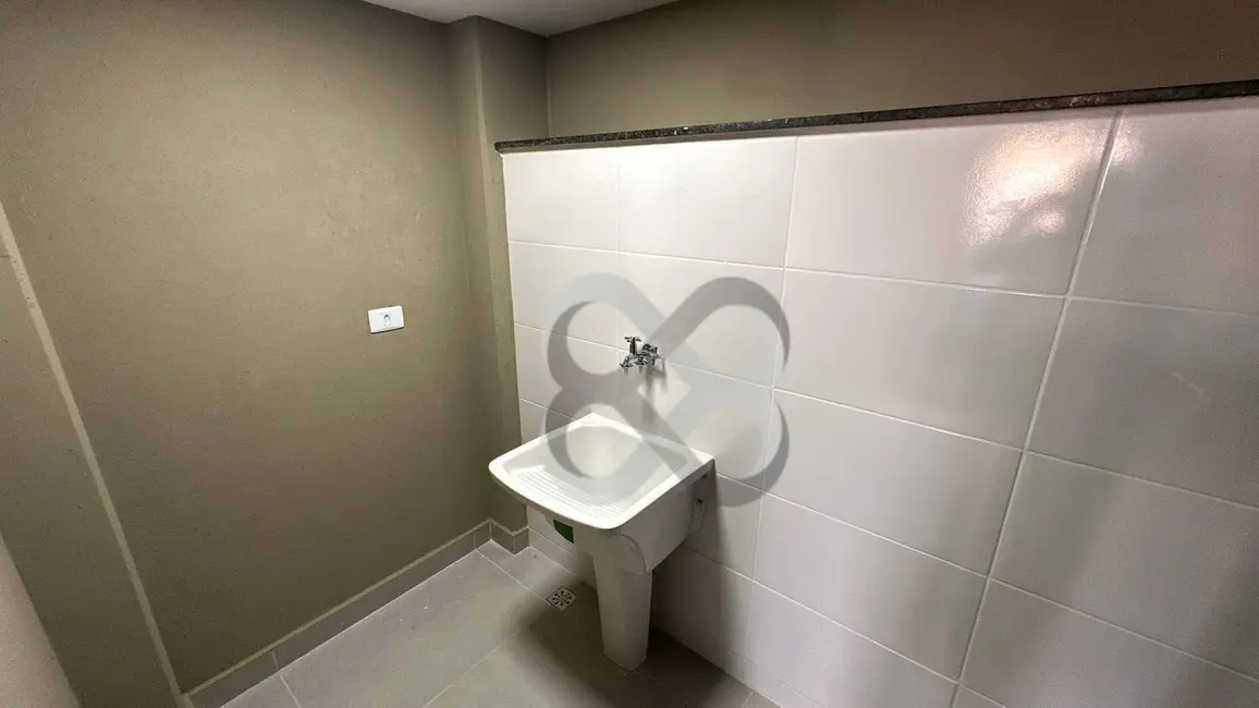 Foto 8 de Armazém / Galpão para alugar, 600m2 em Antares, Londrina - PR