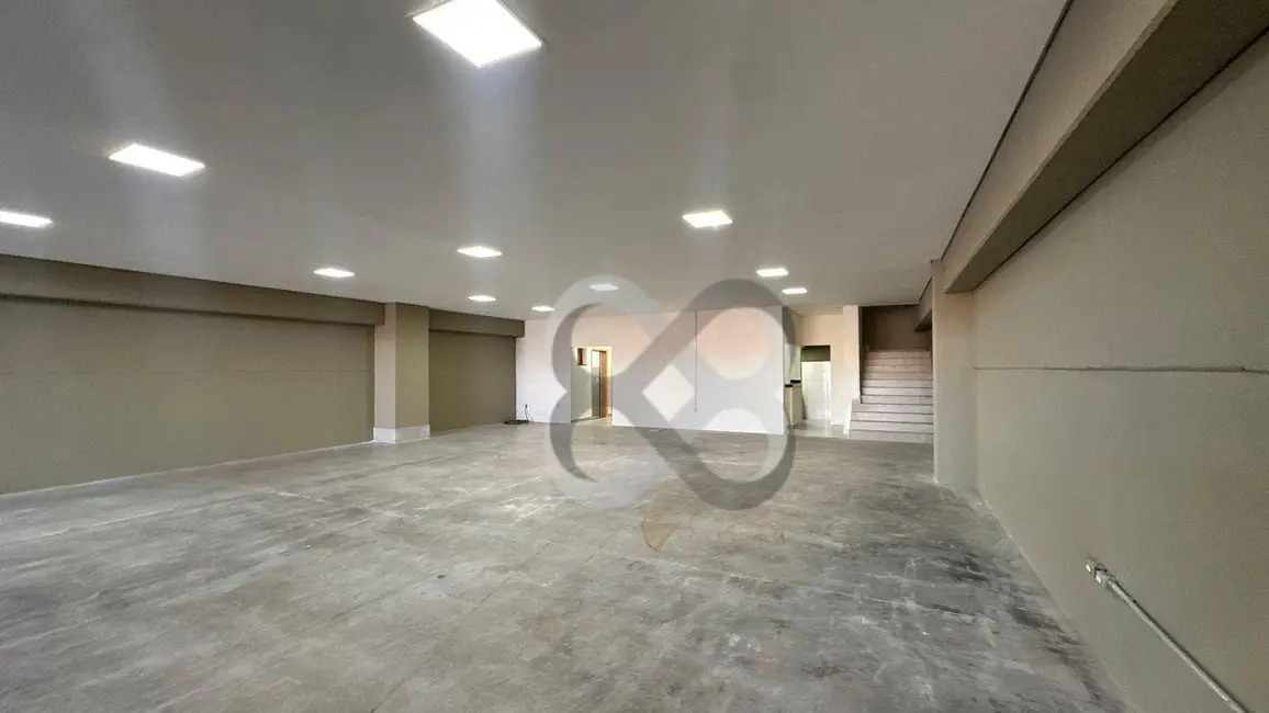 Foto 2 de Armazém / Galpão para alugar, 600m2 em Antares, Londrina - PR