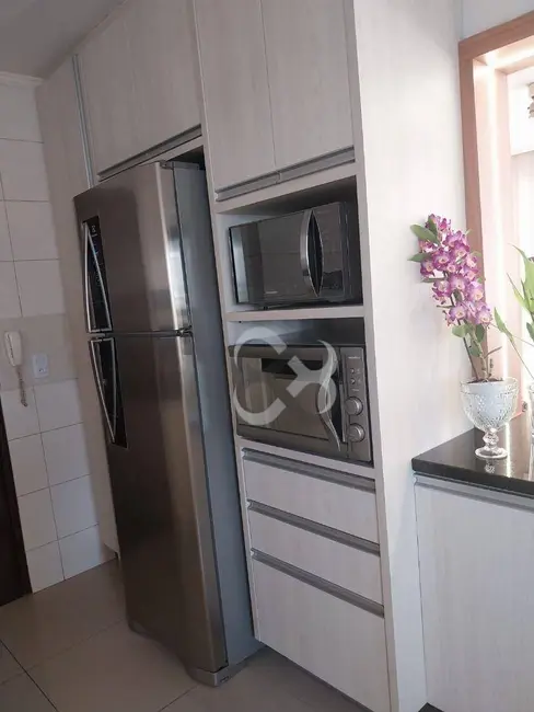 Apartamento com 3 quartos à venda, 154m2 em Centro, Londrina - PR - imagem 8 Foto 8 de Apartamento com 3 quartos à venda, 154m2 em Centro, Londrina - PR