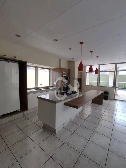 Apartamento com 3 quartos à venda, 154m2 em Centro, Londrina - PR - imagem 9 Foto 9 de Apartamento com 3 quartos à venda, 154m2 em Centro, Londrina - PR