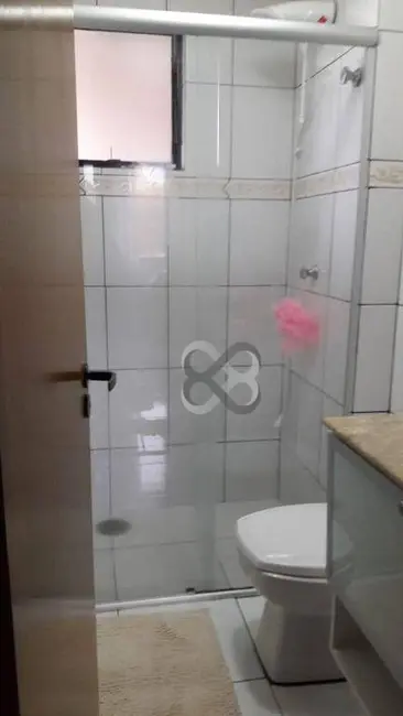 Apartamento com 3 quartos à venda, 74m2 em Centro, Londrina - PR - imagem 7 Foto 7 de Apartamento com 3 quartos à venda, 74m2 em Centro, Londrina - PR