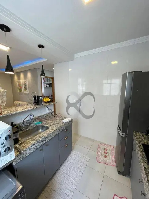 Apartamento com 2 quartos à venda, 60m2 em Colinas, Londrina - PR - imagem 9 Foto 9 de Apartamento com 2 quartos à venda, 60m2 em Colinas, Londrina - PR