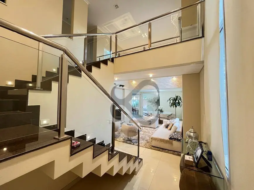 Casa de Condomínio com 3 quartos à venda, 364m2 em Vivendas do Arvoredo, Londrina - PR - imagem 2 Foto 2 de Casa de Condomínio com 3 quartos à venda, 364m2 em Vivendas do Arvoredo, Londrina - PR